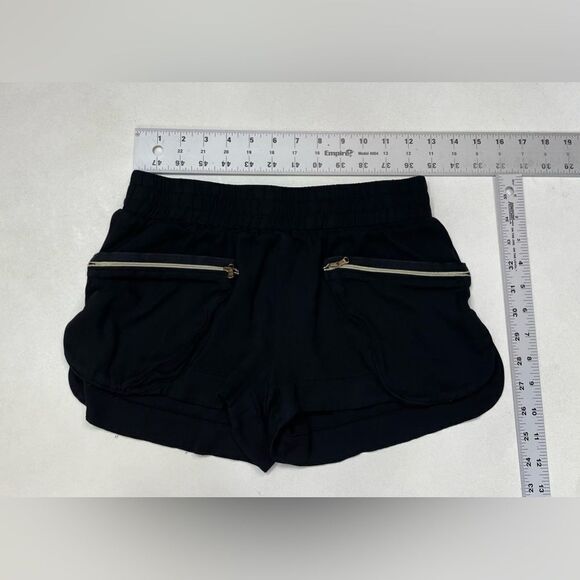 L'agence Front Zipper Pockets Mini Shorts Women Size 0 Black - Picture 8 of 8